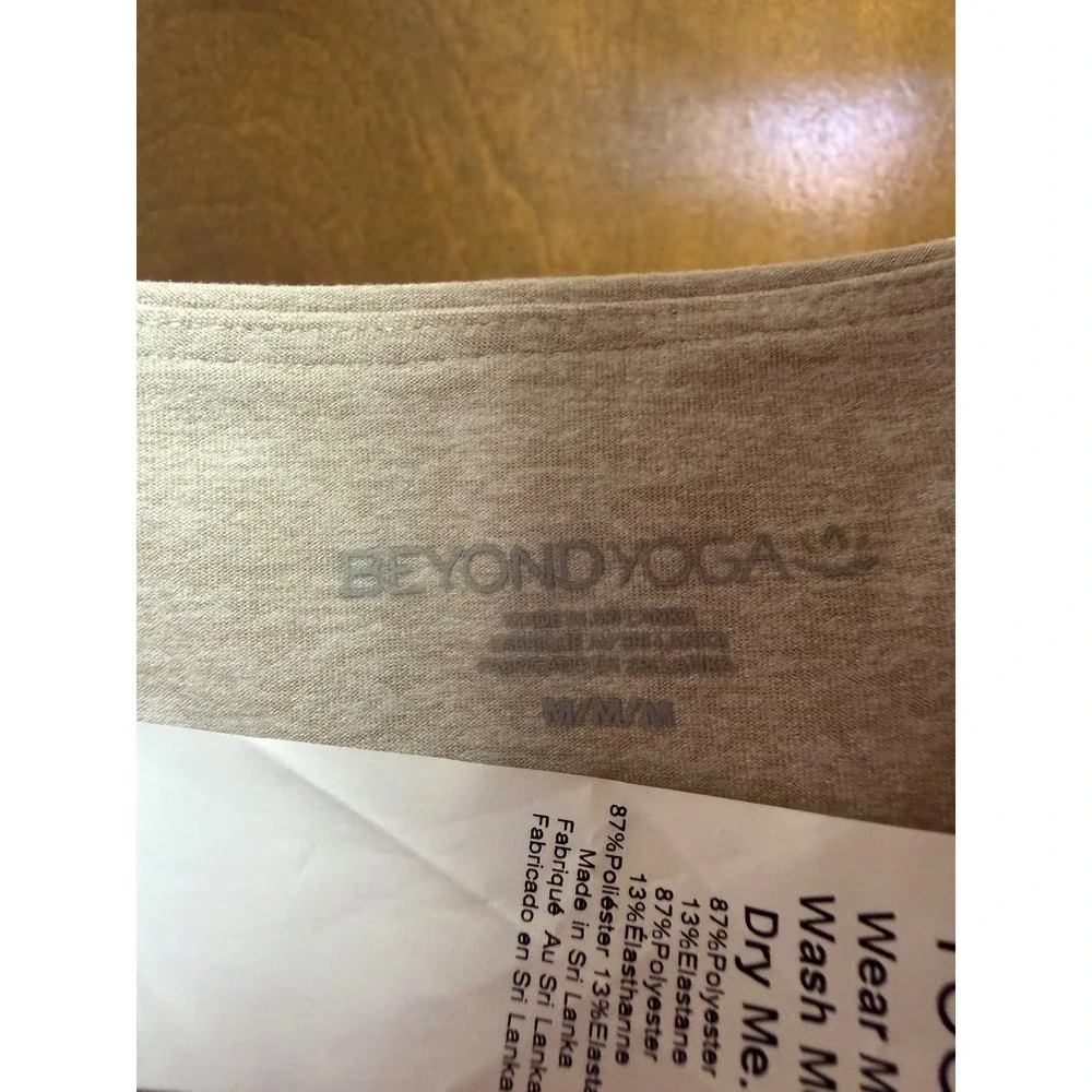 Beyond Yoga Oatmeal Heather Racerback Sports Bra Medium